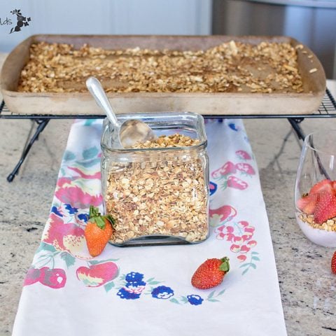 Simple and Skinny Granola Recipe With or Without Oil | Five Marigolds