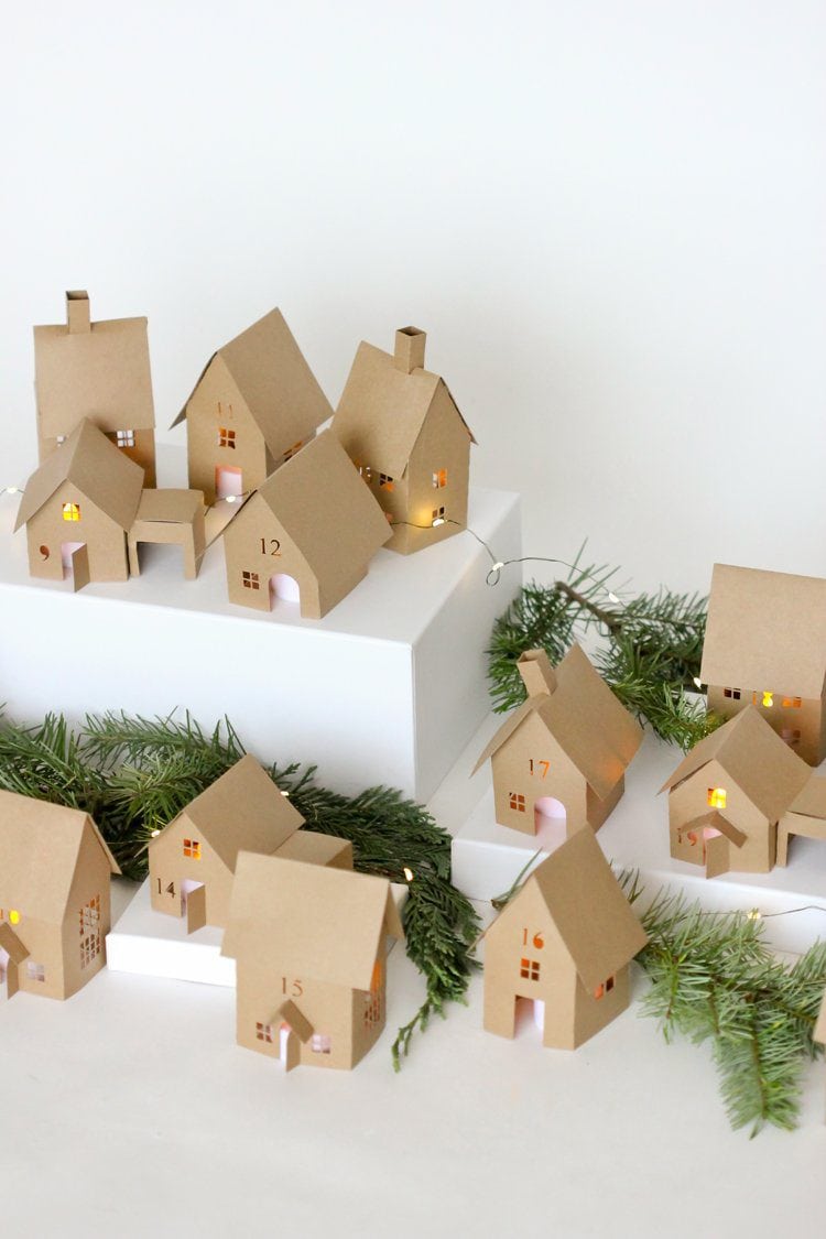 Round-up of 15 Inspiring DIY Advent Calendars | Five Marigolds