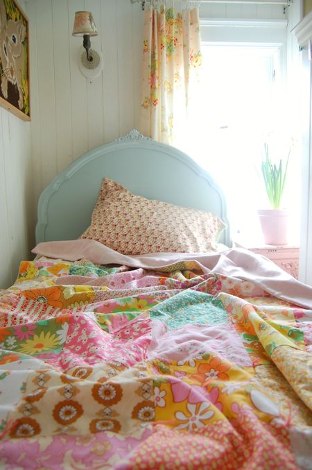 vintage sheet bedding
