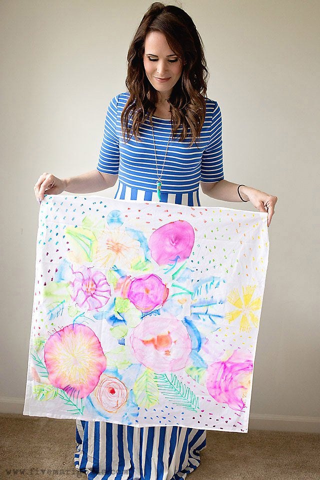 Homemade Mother's Day gift ideas: DIY watercolor tea towels